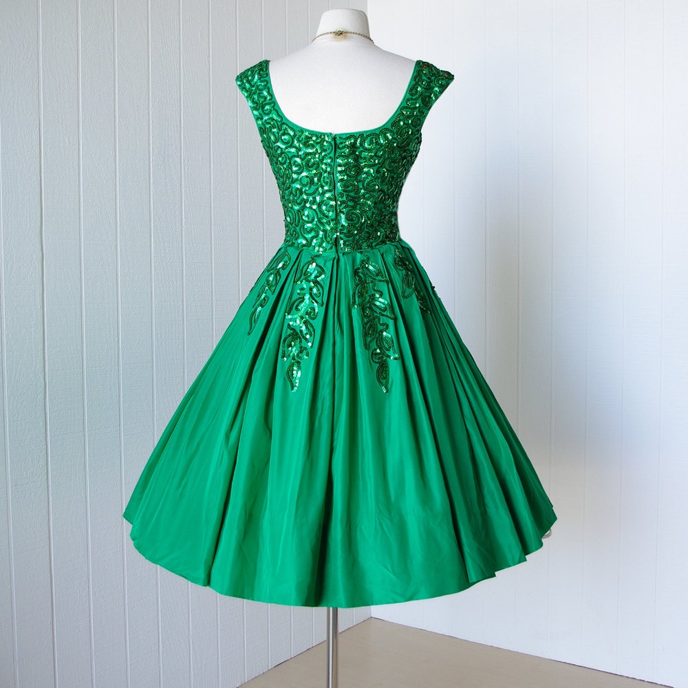 vintage 1950's dress... gorgeous EMMA DOMB emerald green