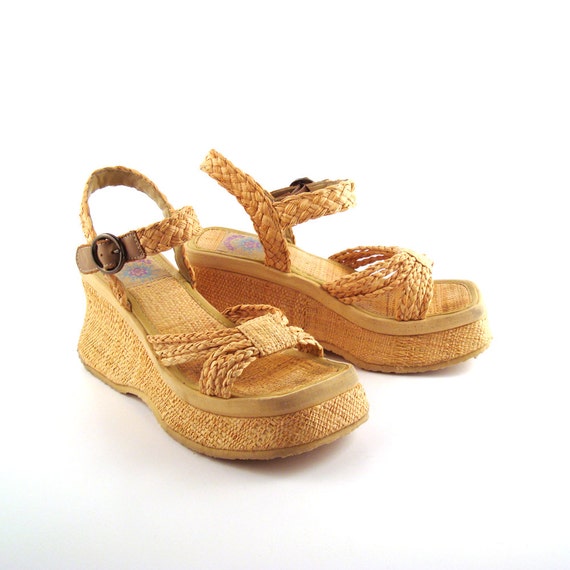 Skechers Platform Sandals Vintage 1980s by purevintageclothing