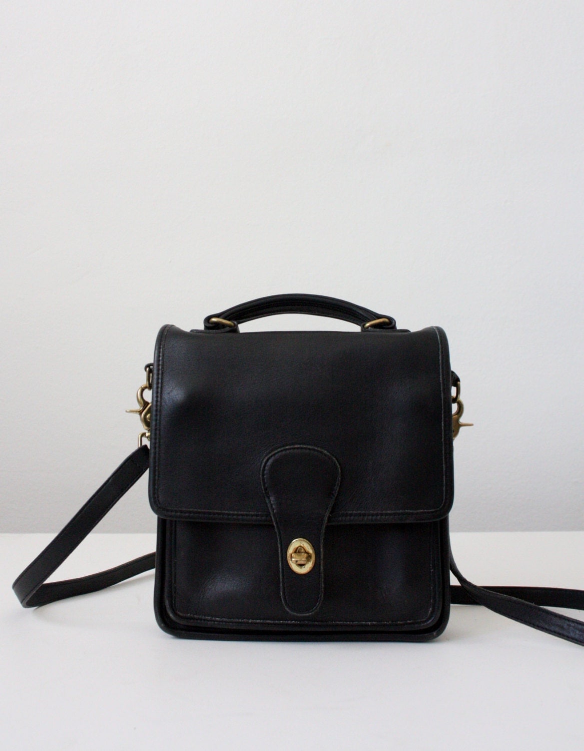 coach station bag vintage black leather coach messenger bag
