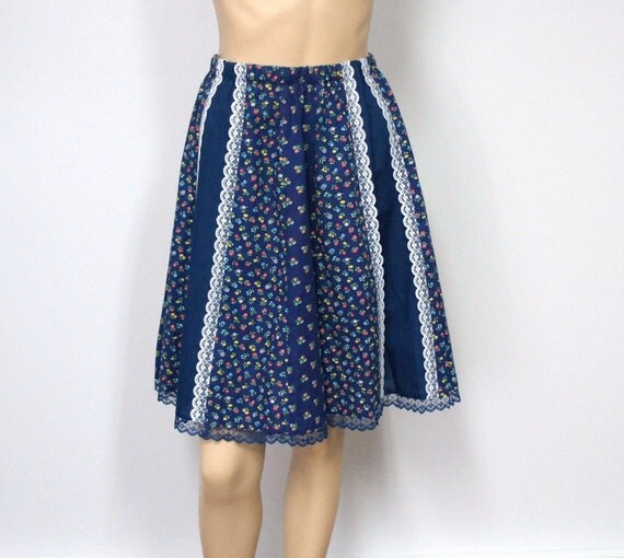Vintage Prairie Skirt Navy Blue Calico by VintageAgelessThings