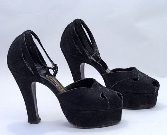 1940s platform heels