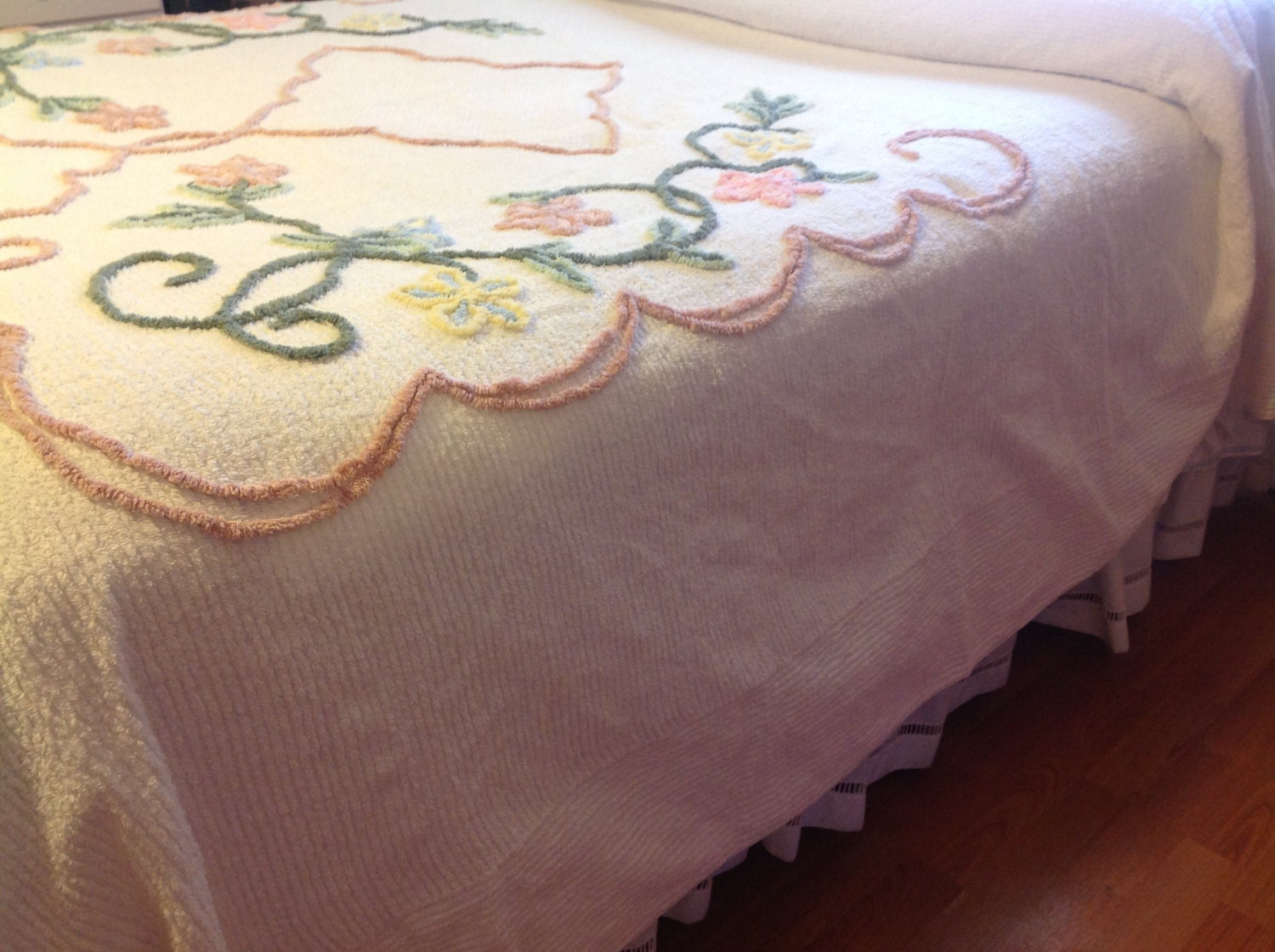 Vintage Chenille Bedspread With Flowers And Gold Border Vintage ...