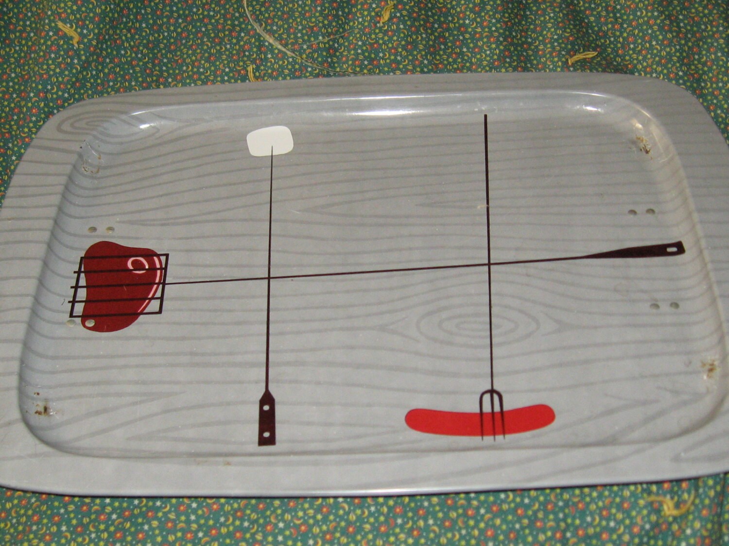 Vintage retro metal lap breakfast tv tray barbecue style