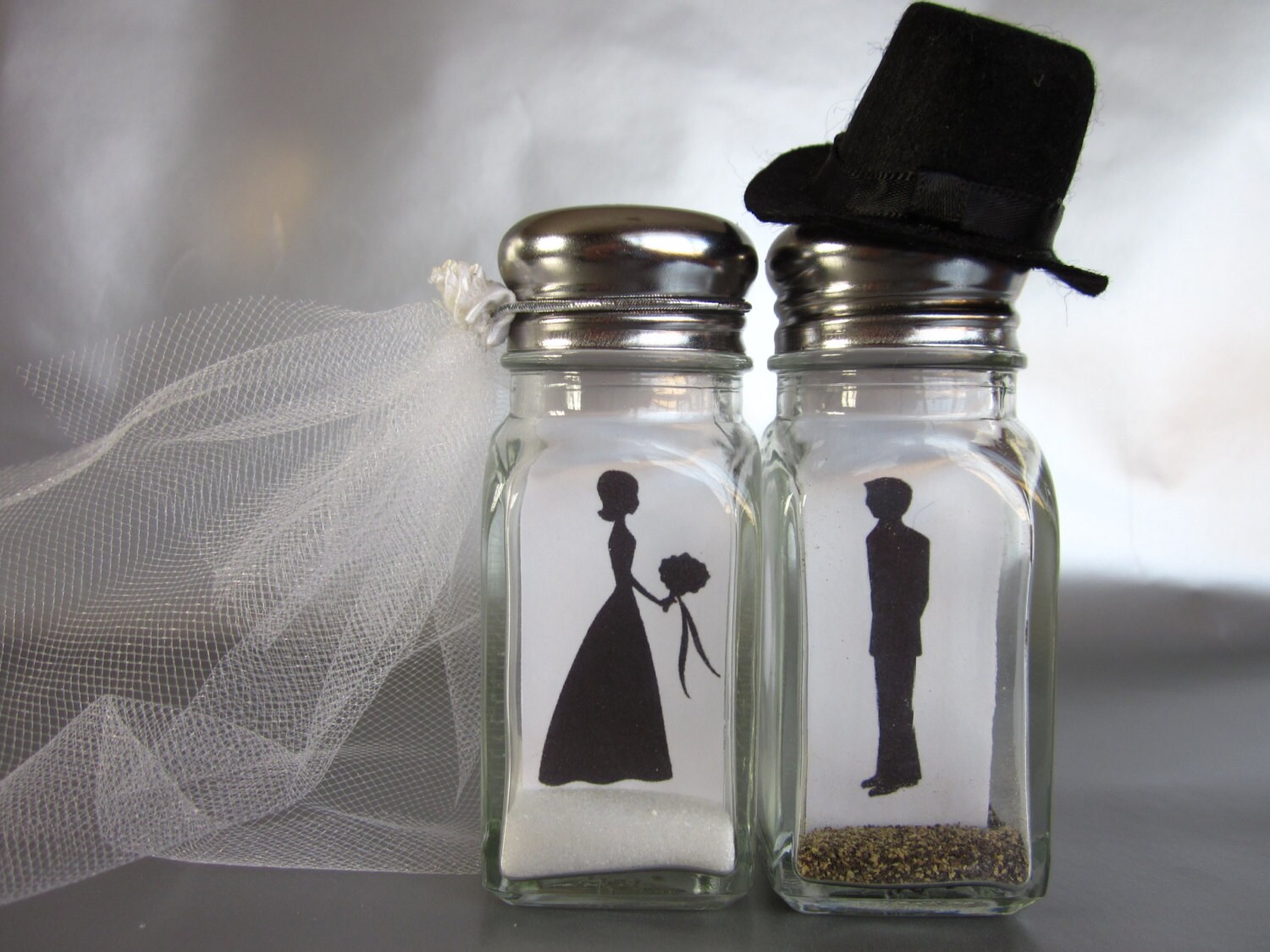 Items similar to Custom Bride and Groom Salt and Pepper Shakers