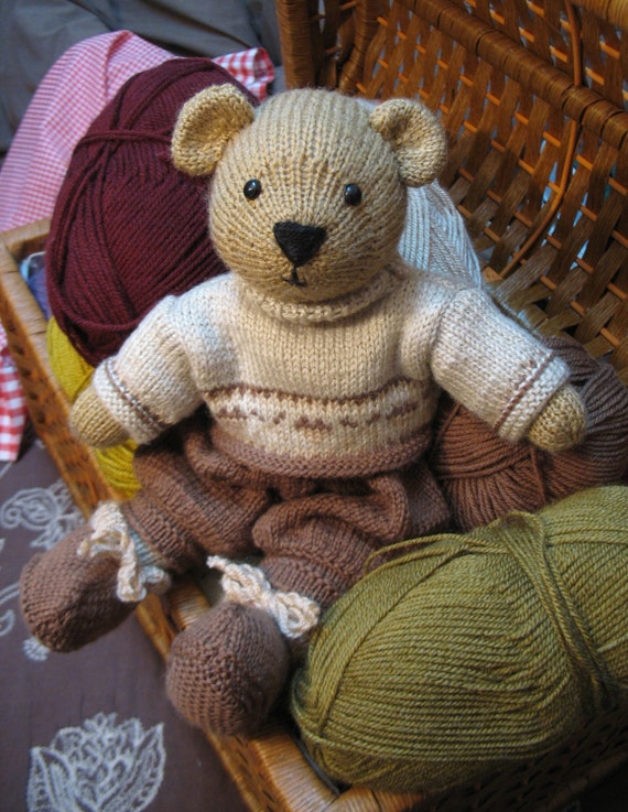 hand knitted bear