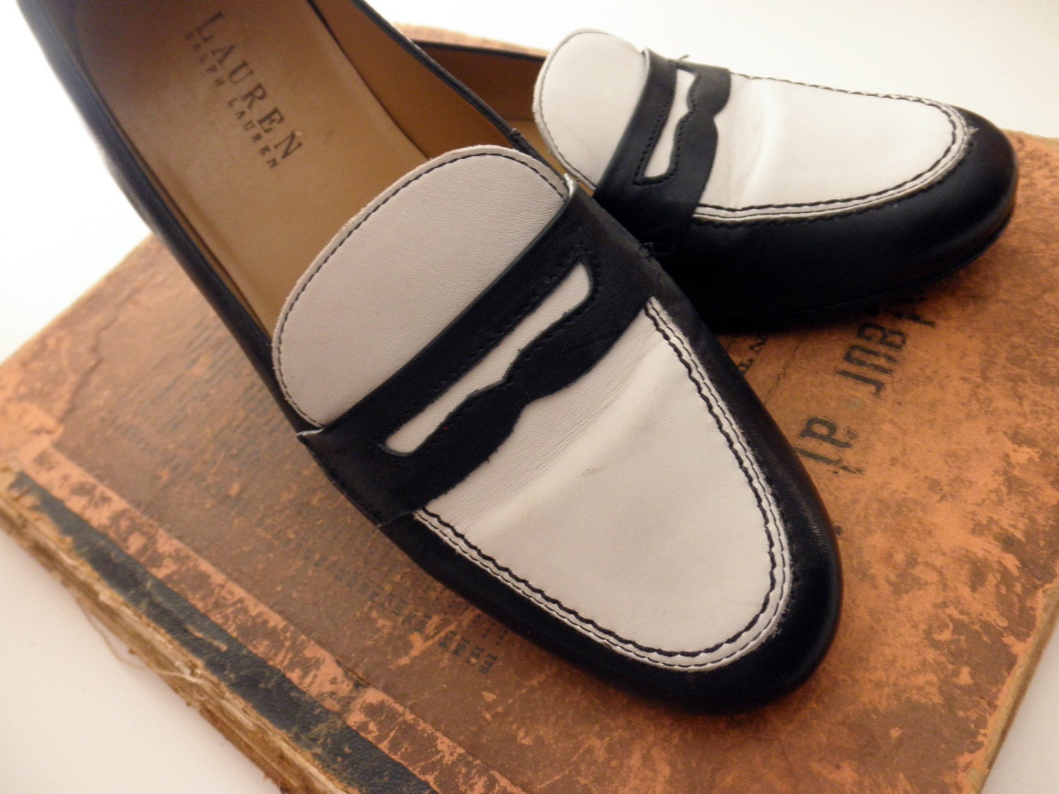 vintage RALPH LAUREN loafers leather white navy size 7B