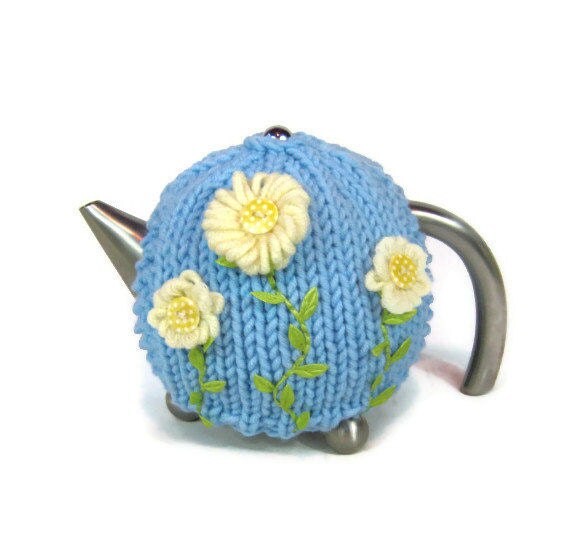 Knit tea cozy dusk blue cosy pastel Spring flowers daisy by jarg0n