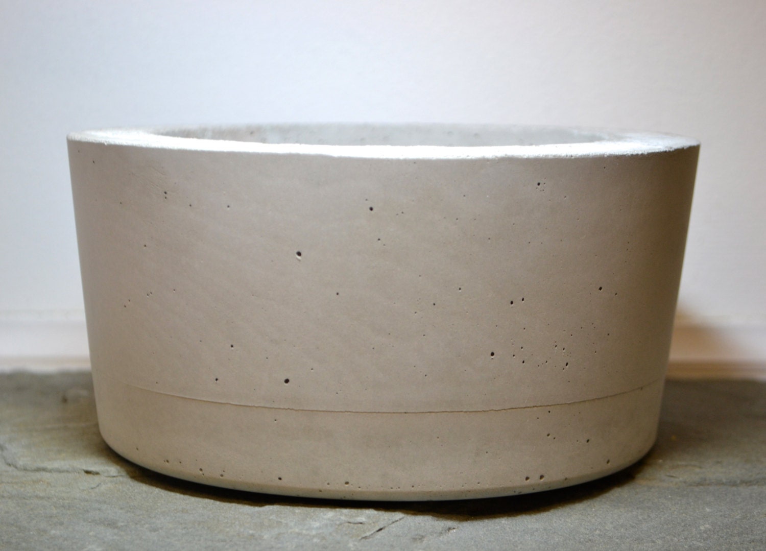 Large concrete planter/cement planter/concrete by RosebudDesigns1