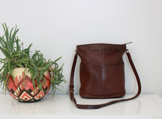 coach classic bucket