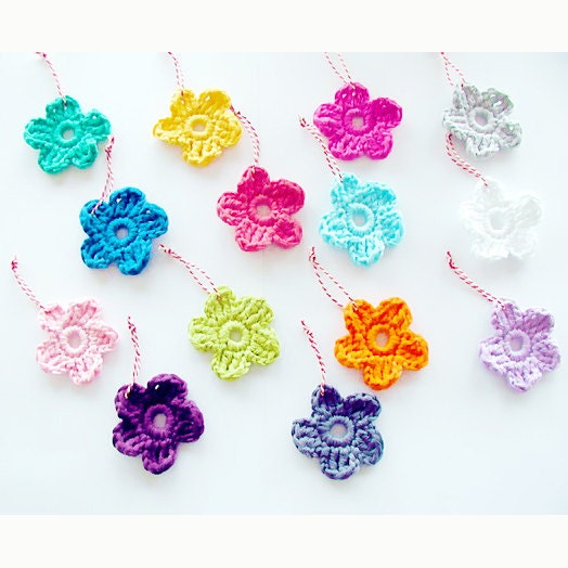 Crochet Flowers by annemariesbreiblog on Etsy