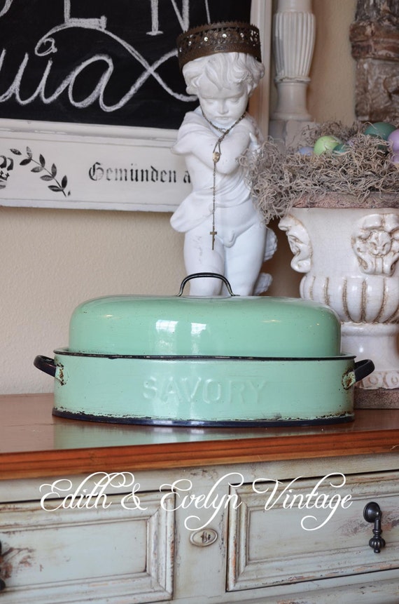 Vintage Enamelware Roaster Pan with Lid with word Savory