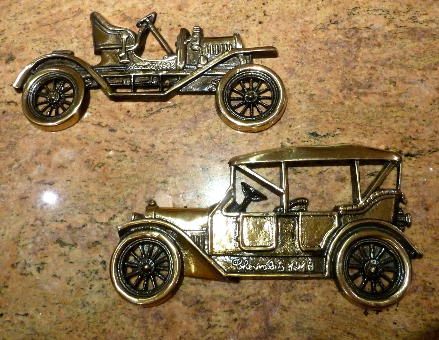 Vintage car wall hanging Metal Car art plaque Car