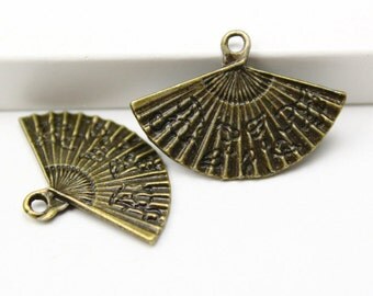 30Pcs Antique Brass fan Charm fan Pendant 24x17mm (PND318)