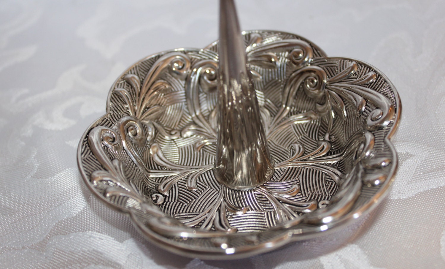 Godinger Silver Art Ring Holder