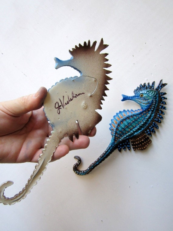 Bathroom seahorses wall decoration