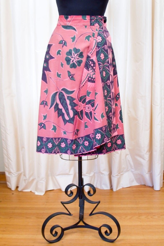 1940's Skirt // Hawaiian Sarong Wrap Skirt in by GarbOhVintage