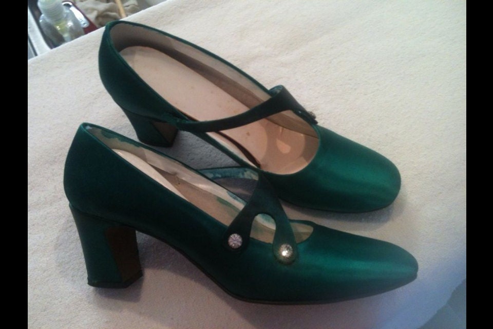 emerald green satin heels