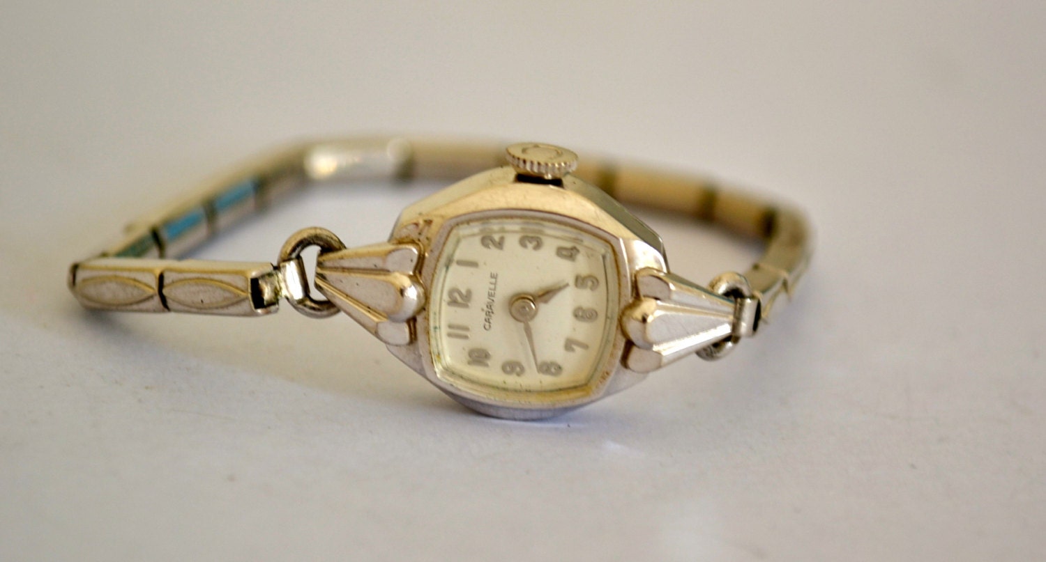 Vintage CARAVELLE Ladies Watch 10kgf Band Stamped HOLIDAY