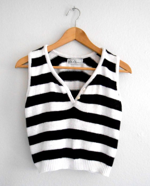 Vintage Striped Sweater Vest Crop Top Crop Sweater Black and
