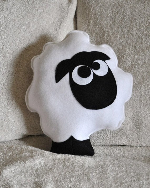 Possible bean bag. (With images) Diy stuffed animals, Plush pattern