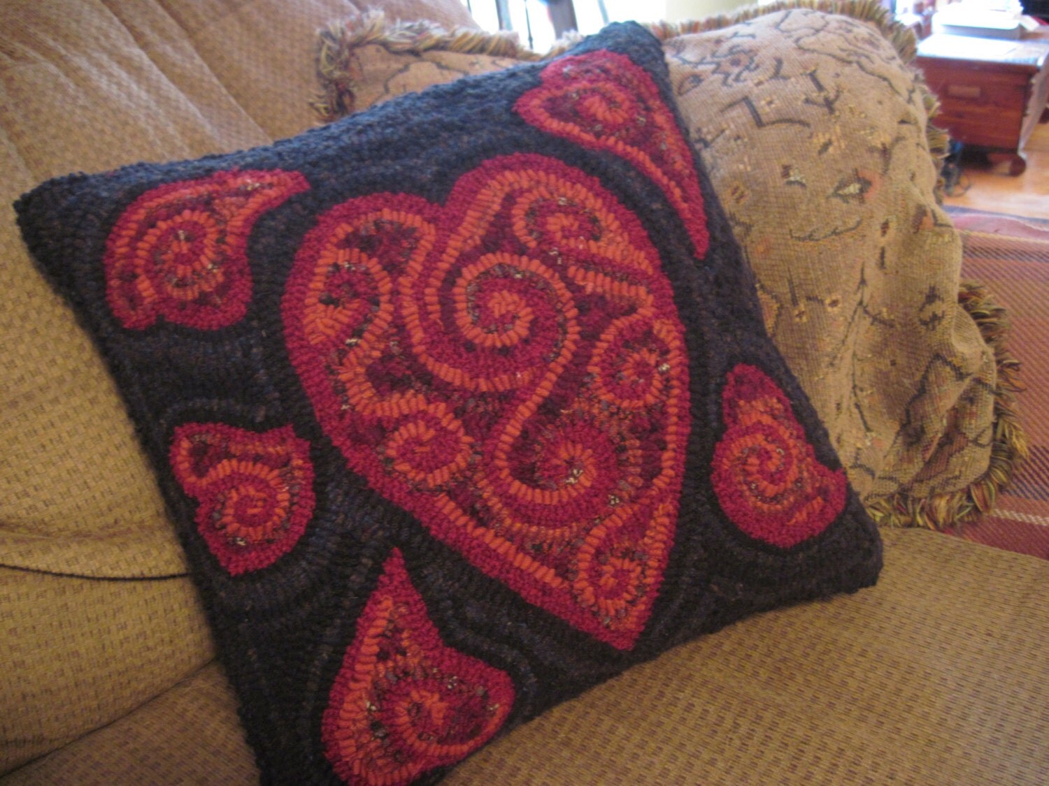 15 x 15 Hooked Rug Pillow Hearts and