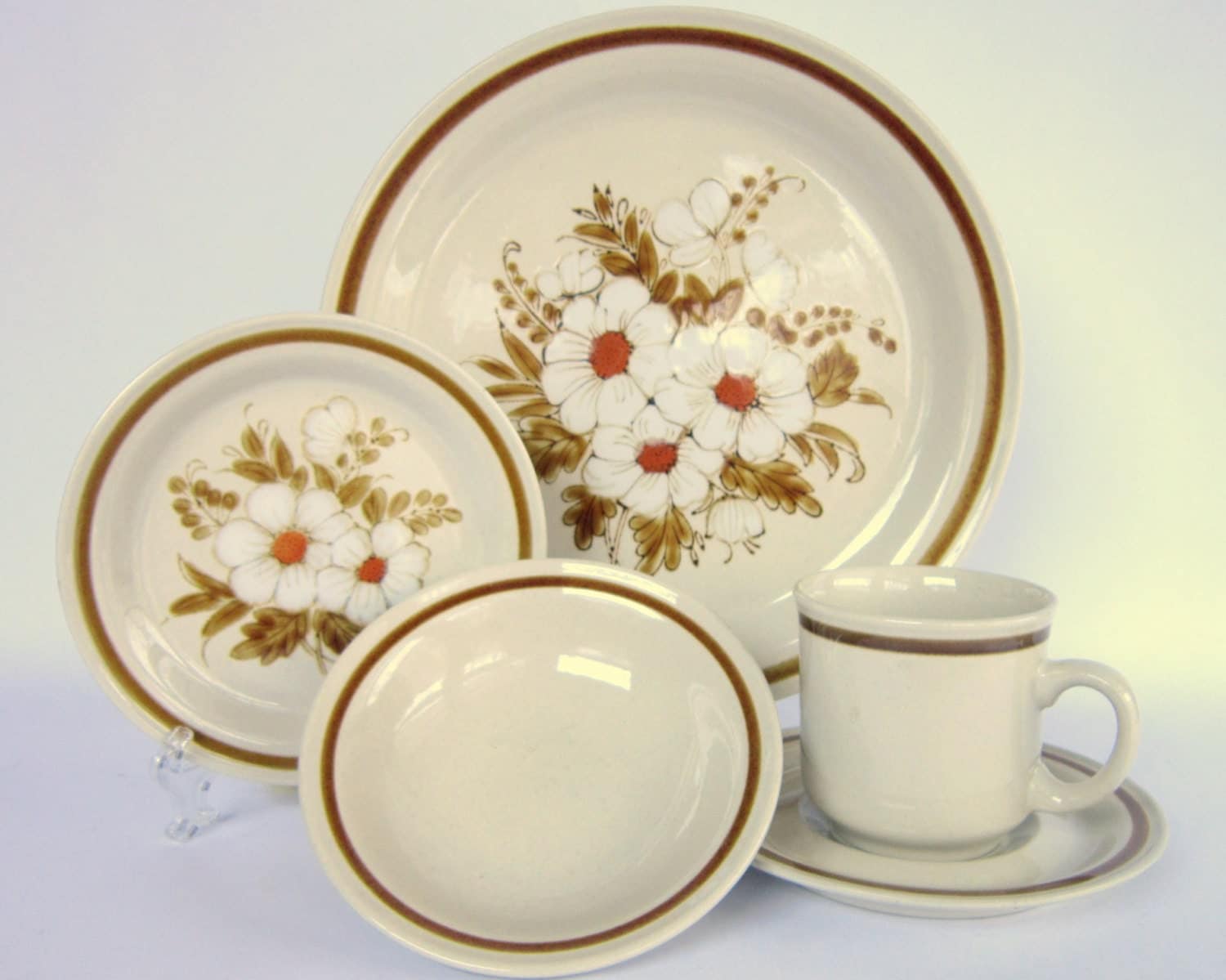 Vintage 1970s Mountain Wood Collection Stoneware Dried