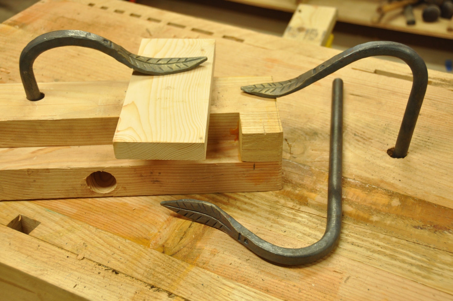 Woodworking workbench holdfast