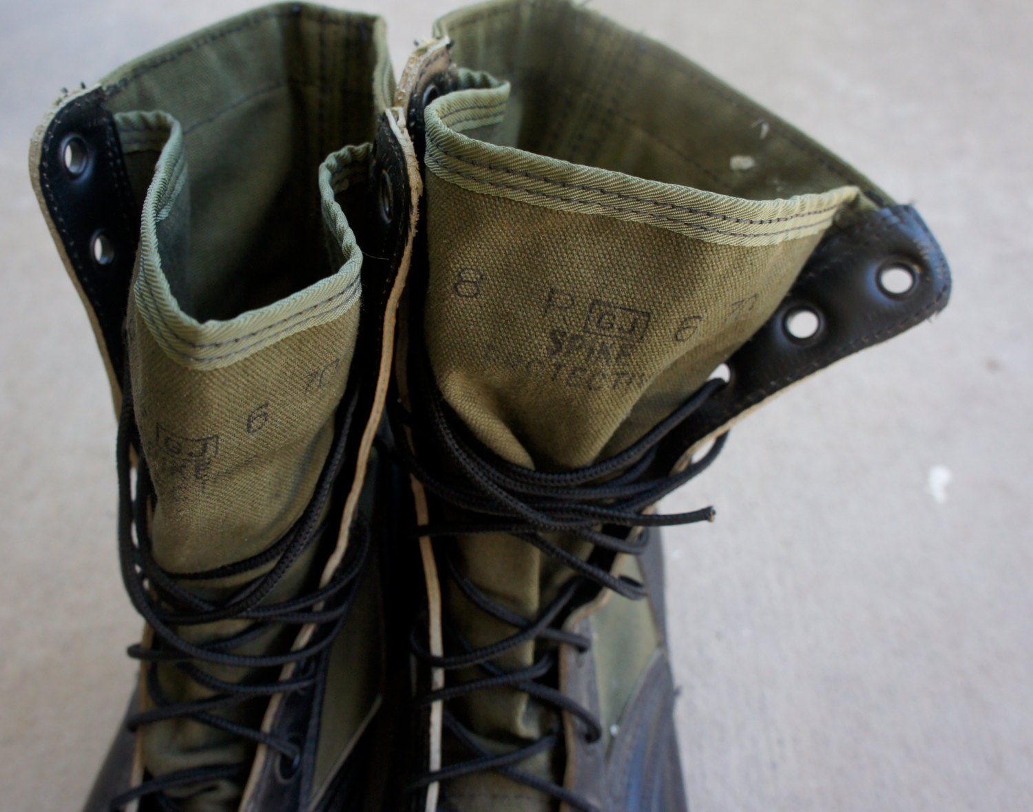 genesco combat boots