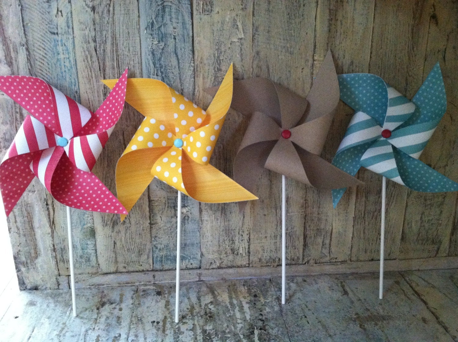 Pinwheels - Backyard BBQ - Rehersal Dinner Decor - Set of 8 Pinwheels