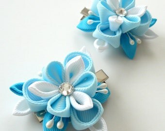 Kanzashi Fabric Flowers. Set of 2 hair clips. Lt. blue, turquoise and white.