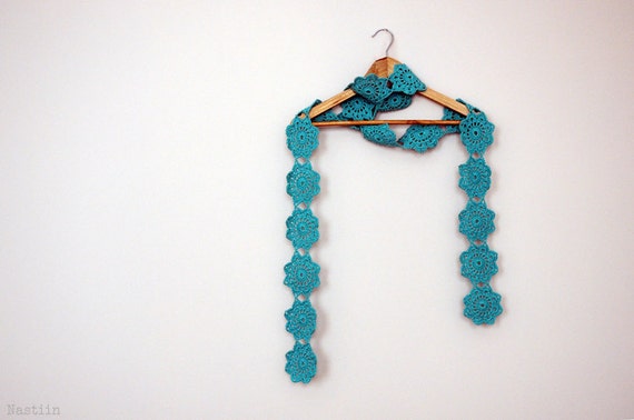 Crocheted Flower Scarf by Nastiin