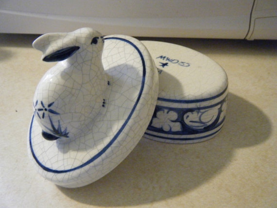 POTTING SHED DEDHAM Pottery Rabbit Trinket Dish with lid