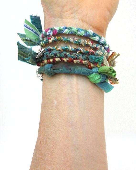 Green Mood Bracelet Eco Friendly Stacking Bangles Beaded