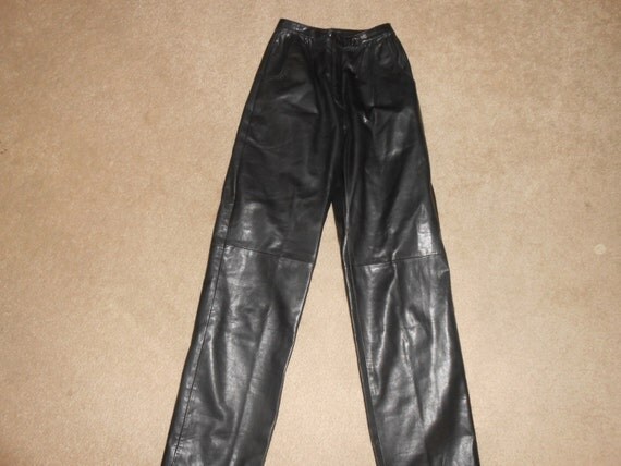 Vintage Black leather pants vintage size 6 28 inch waist 32