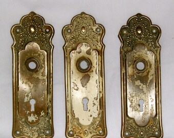 Popular items for vintage escutcheon on Etsy