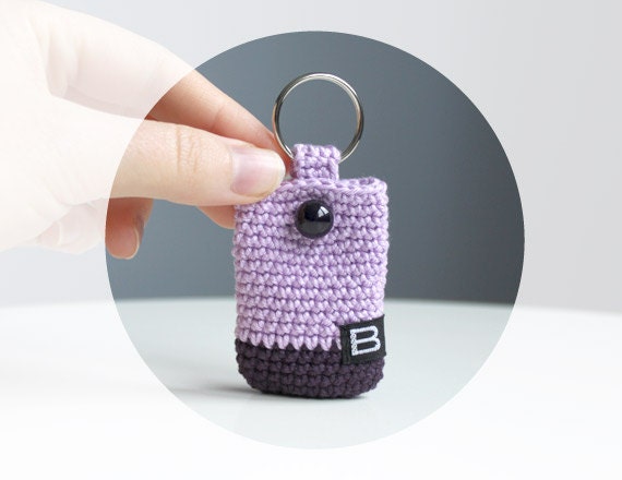Items similar to crochet keychain mini purse // mini coin purse - crochet keyring key holder ...