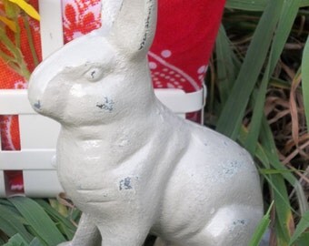 Shabby Chic Almond Metal Rabbit Decor Office Paper Weight Housewares