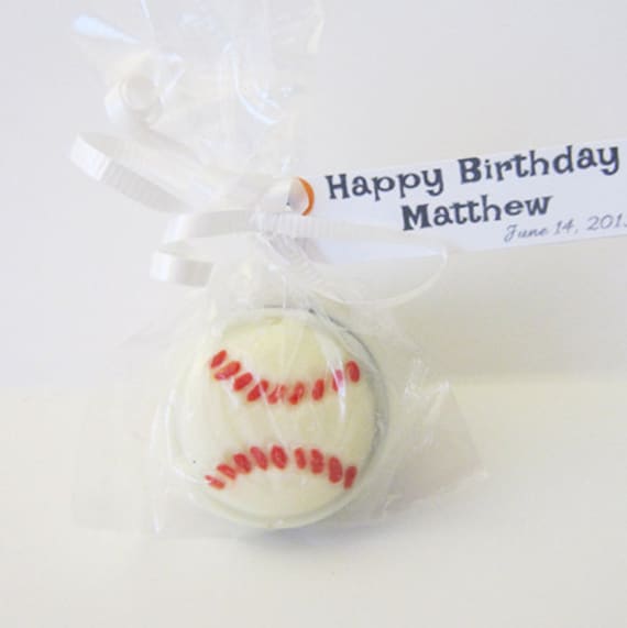 12 Chocolate Covered Baseball Oreo Cookies. Perfect for birthday party favors.