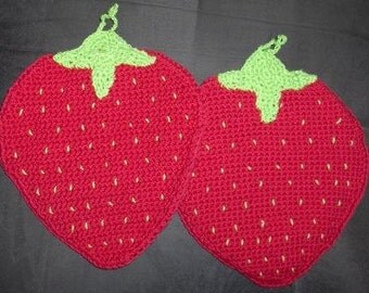 Crocheted pot holder, strawberries, strawberry decor, kitchen decor