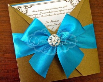 Modern Collar Fold Invitation (Loida)