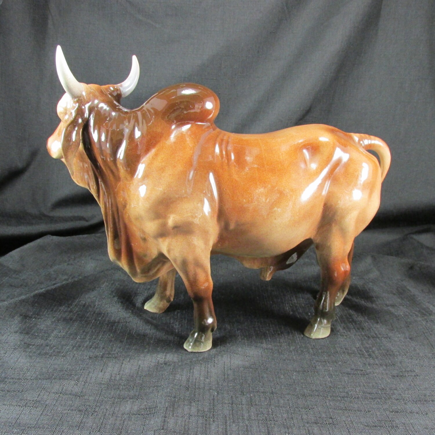 brahman bull figurine