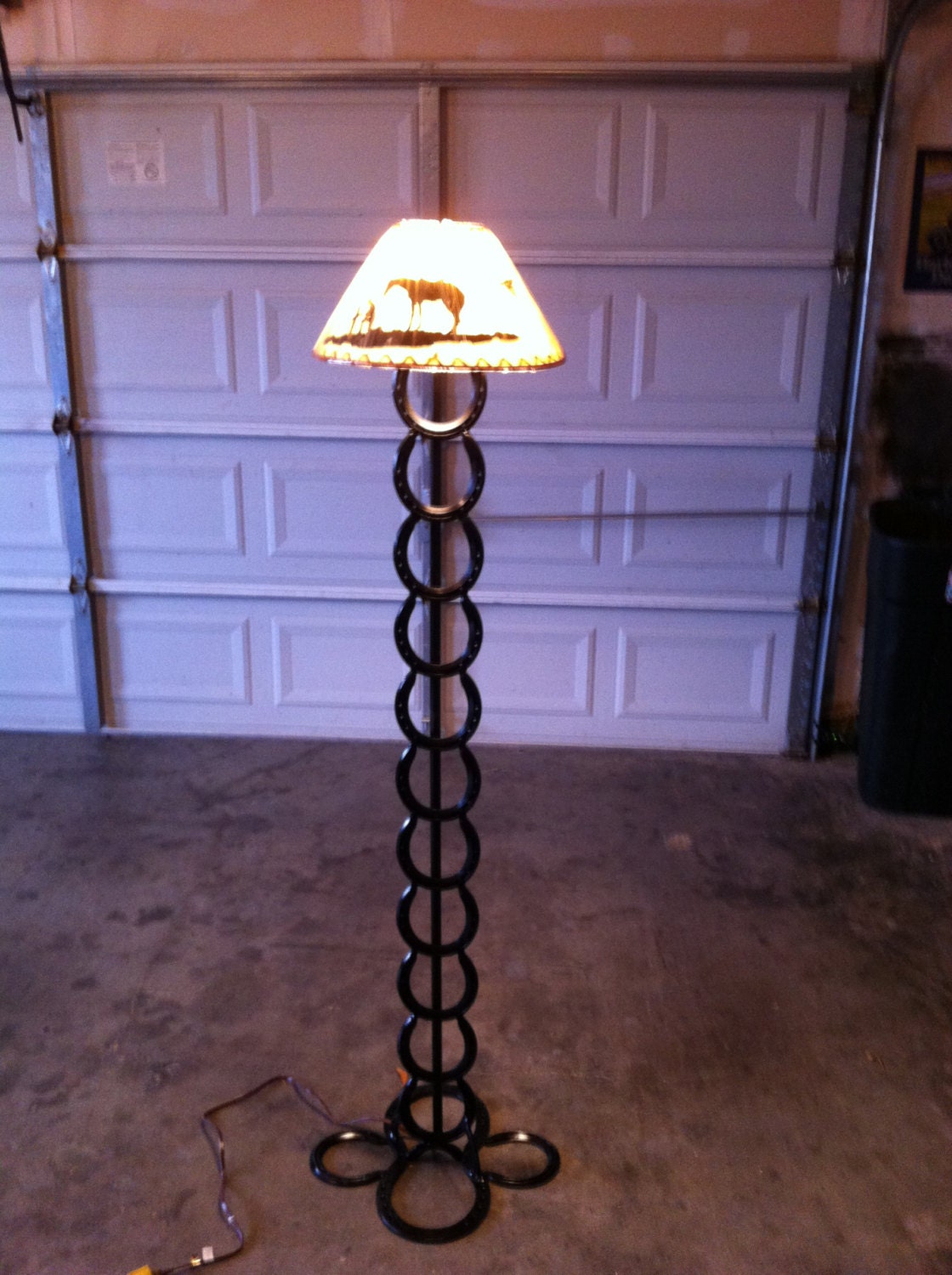 Rustic horseshoe floor lamp by FabricationsByBruce on Etsy