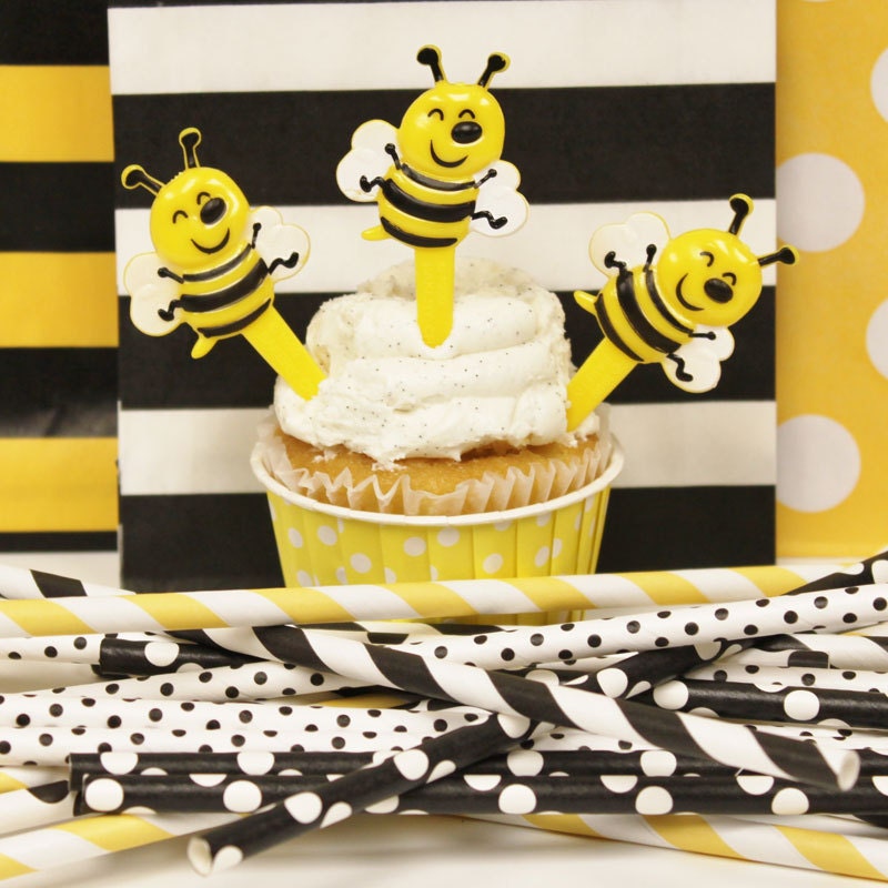 Cupcake Toppers Bee Cupcake Toppers 12 Bumble Bee By Thepartyfairy