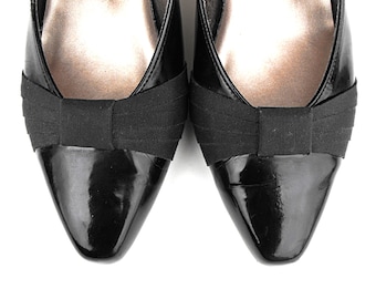 70's Black Bow Tie Pumps - Vintage Naturalizer Sexy Shiny Onyx Noir Patent Leather Ebony Jet Gatsby Flapper Pleated Ribbon Dress Shoes