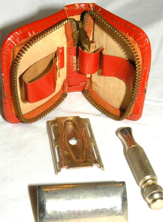 Vintage Gillette Razor Travel Kit Case Made by RosePetalResources