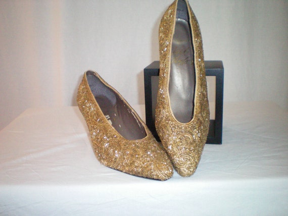 Gold Handbeaded Lord & Taylor Womens Dress Shoes Size 7.5