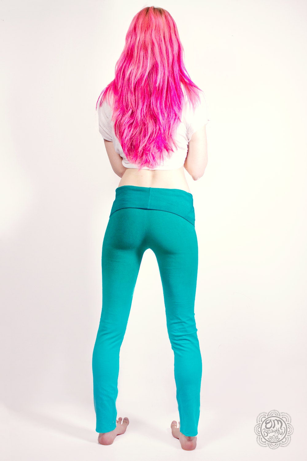 teal yoga pants