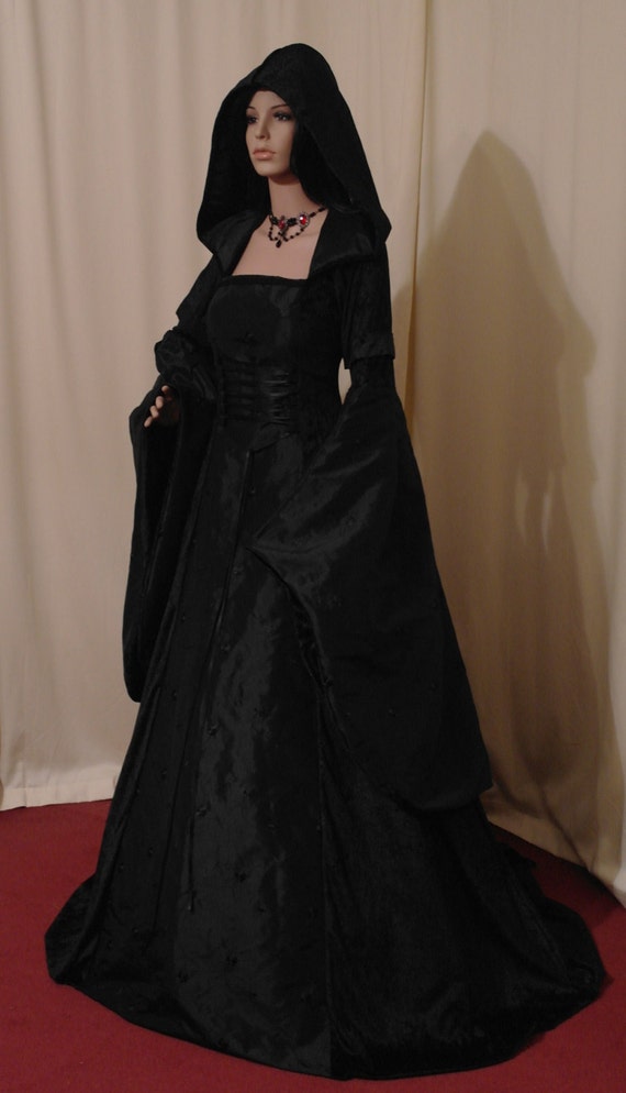 medieval dress renaissance wedding dress by camelotcostumes