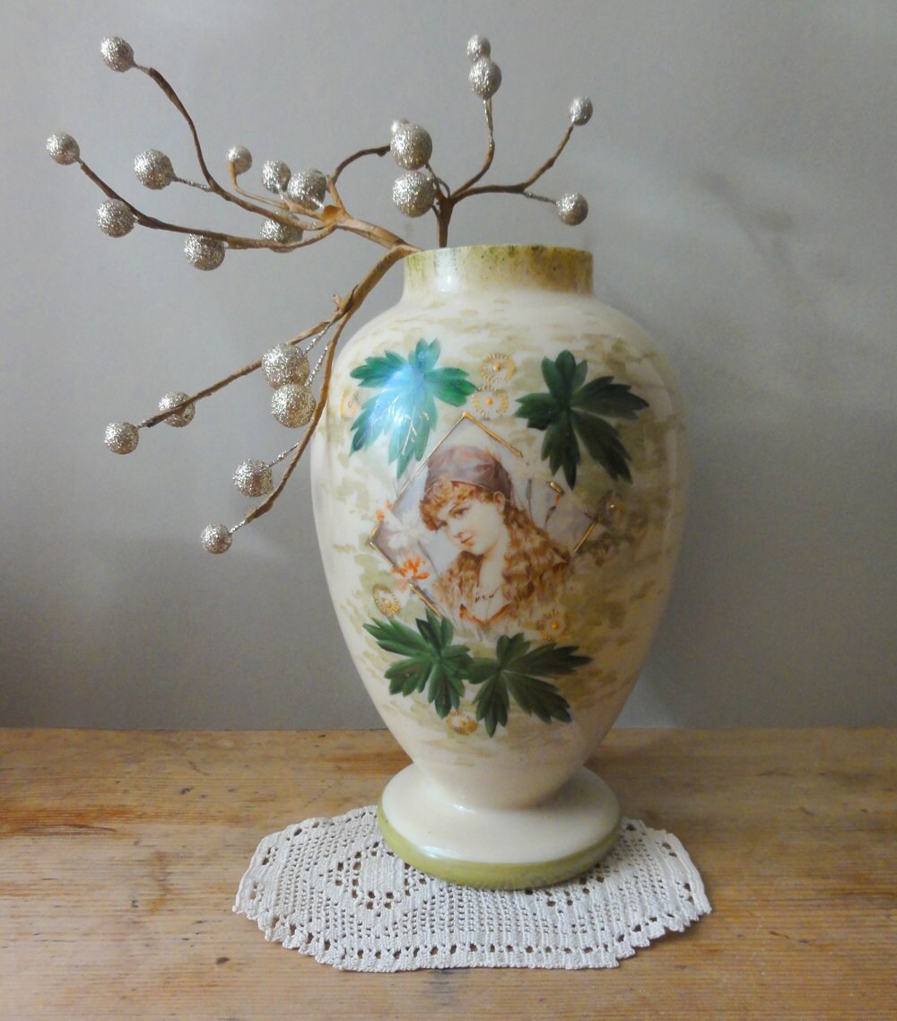 Vintage Victorian Mantel Portrait Vase Bohemian Girl Bristol