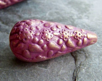 Vintage Unique Bumpy Floral Gold Washed Purple Lucite Teardrops-4